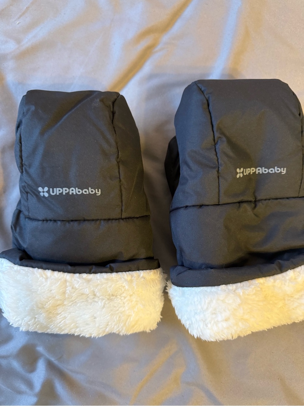 UPPAbaby Black Faux-Fur Lined Mittens